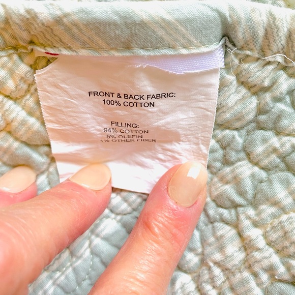 Aqua quilt 100% cotton, true light color. King-Queen Size. EC. Floral & Striped - Picture 15 of 16